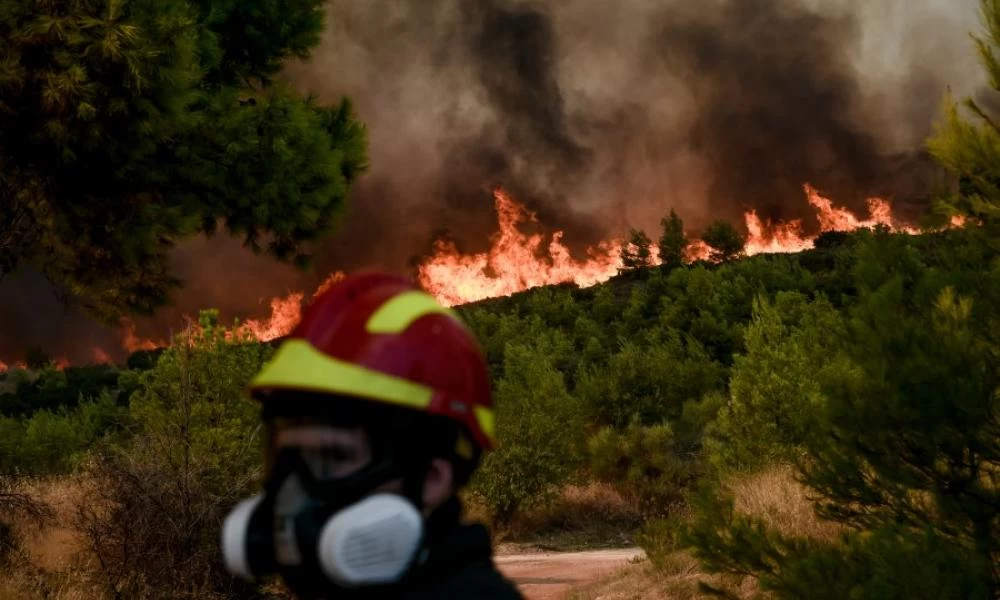 CNN: «Ο πλανήτης βρίσκεται στο χείλος της καταστροφής»